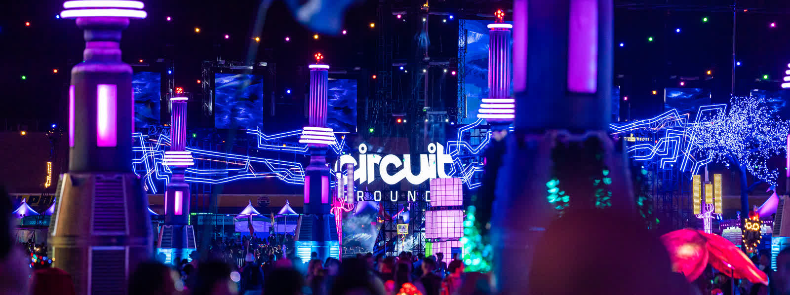 Inside Circuit Marquee Skydeck — the main floor